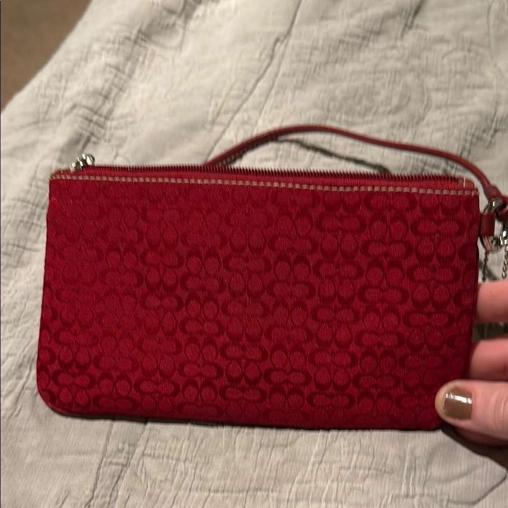 Coach SoHo Signature C wristlet-red - Picture 5 of 5